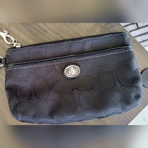 Coach Wristlet, Black - Picture 2 of 8